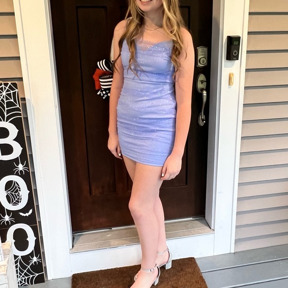 Womens Sz S Lulu’s Periwinkle Bodycon Dress Homecoming - Picture 5 of 6